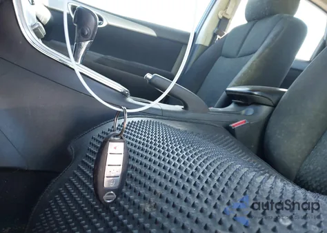 2013 Nissan Sentra Sr z USA, uszkodzony, nr VIN 3N1AB7AP1DL697015